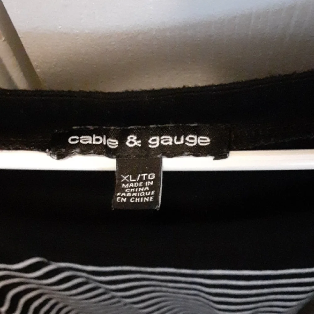 Cable And Guage Black and White Striped Women's Top - Picture 2 of 6